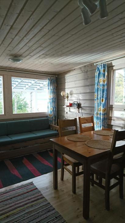 Hotel Kuus-Hukkala Harkala  Exteriér fotografie