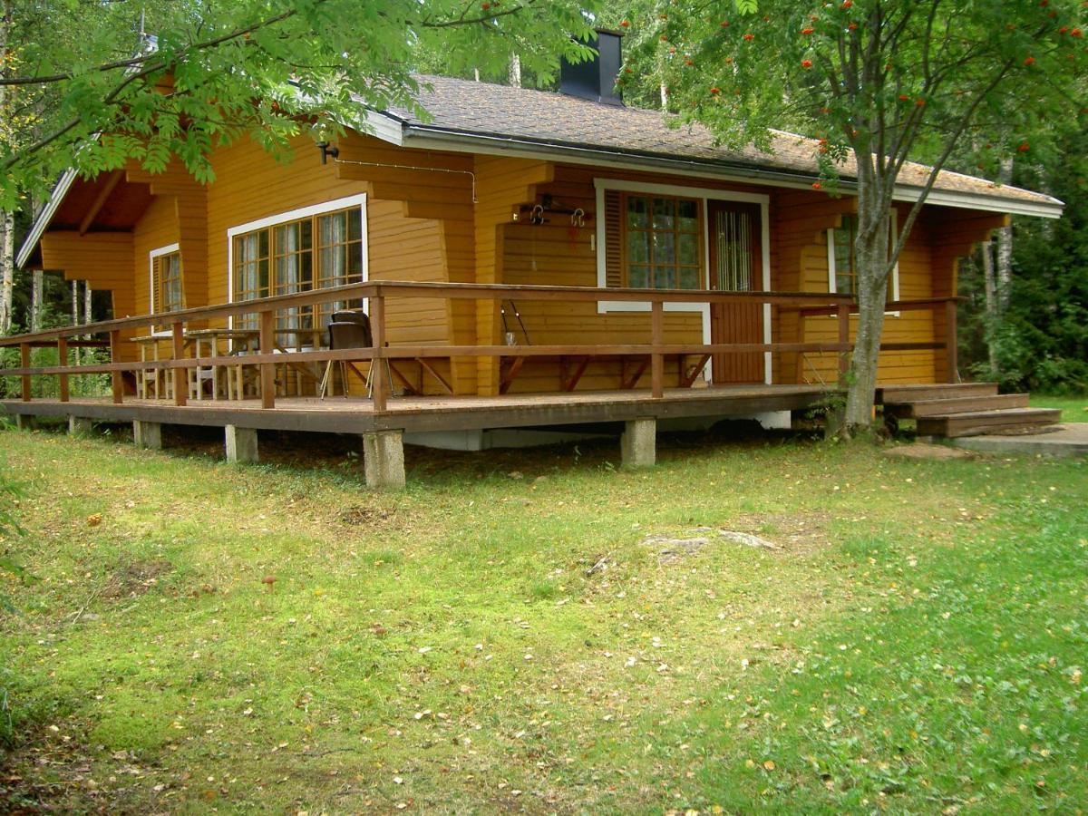 Hotel Kuus-Hukkala Harkala  Exteriér fotografie