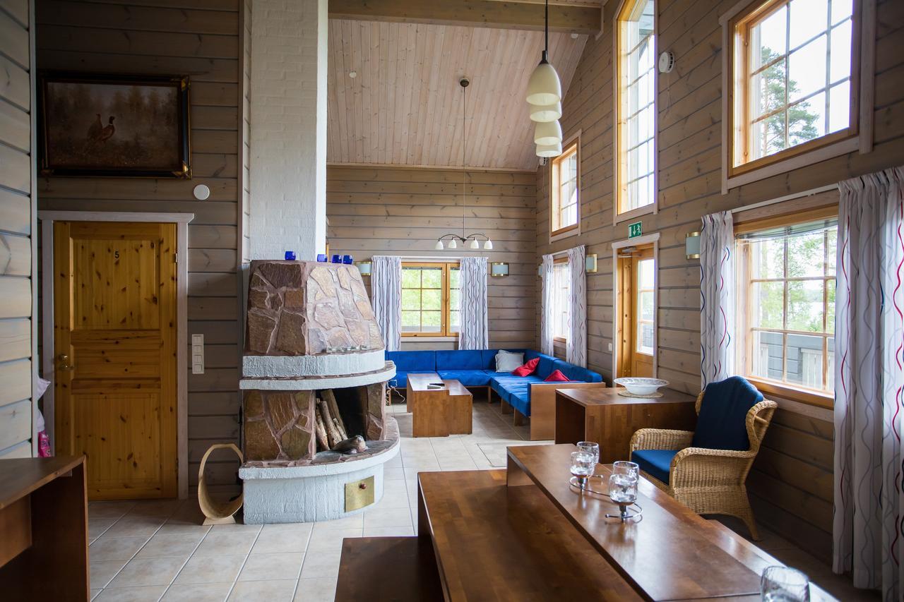 Hotel Kuus-Hukkala Harkala  Exteriér fotografie